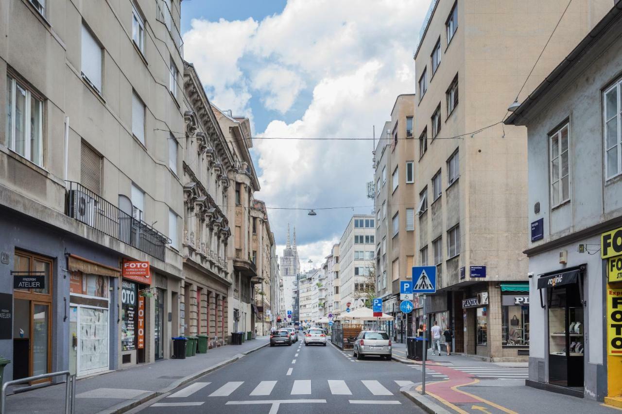 Studio Apartments Near Park Zrinjevac Zagreb Exterior photo